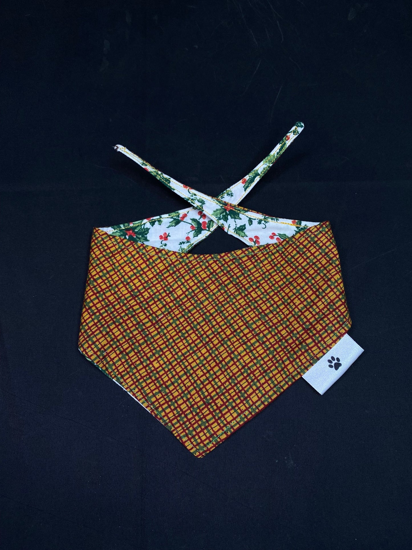 Green Holly Leaves - XS