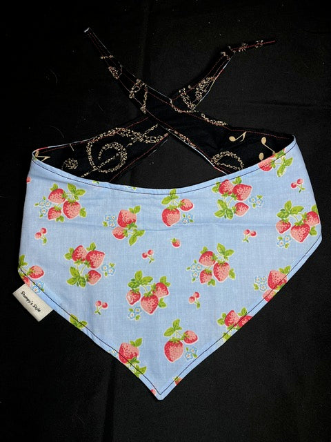 Musical Strawberries - L