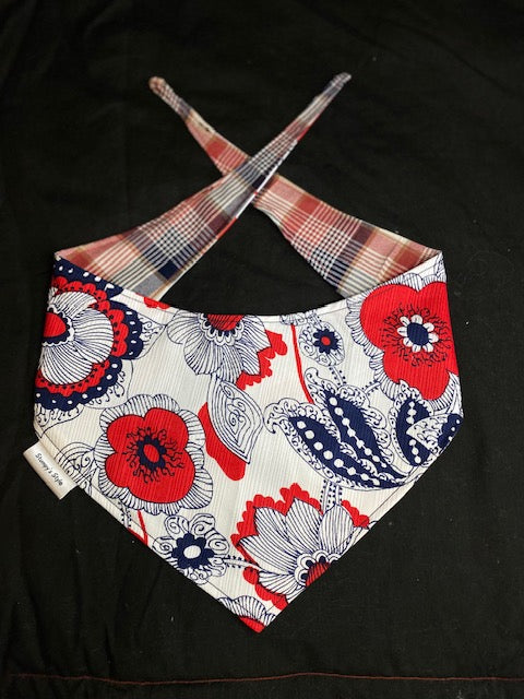 Blue & Red Flowers - L