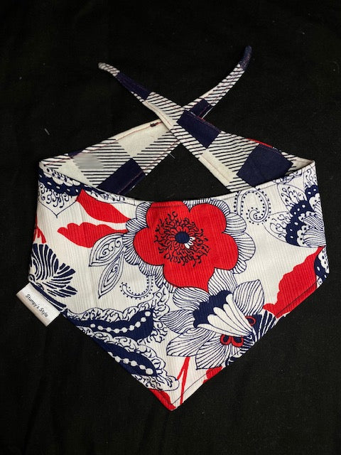 Red & Blue Flowers - M