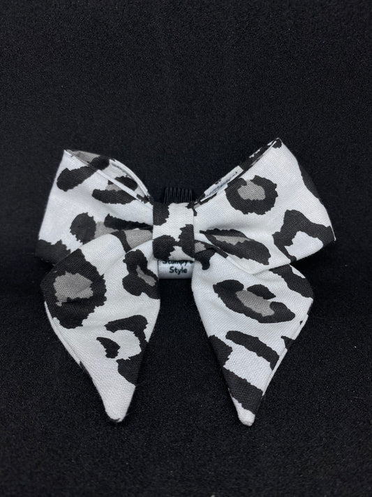 Grey Leopard Bow
