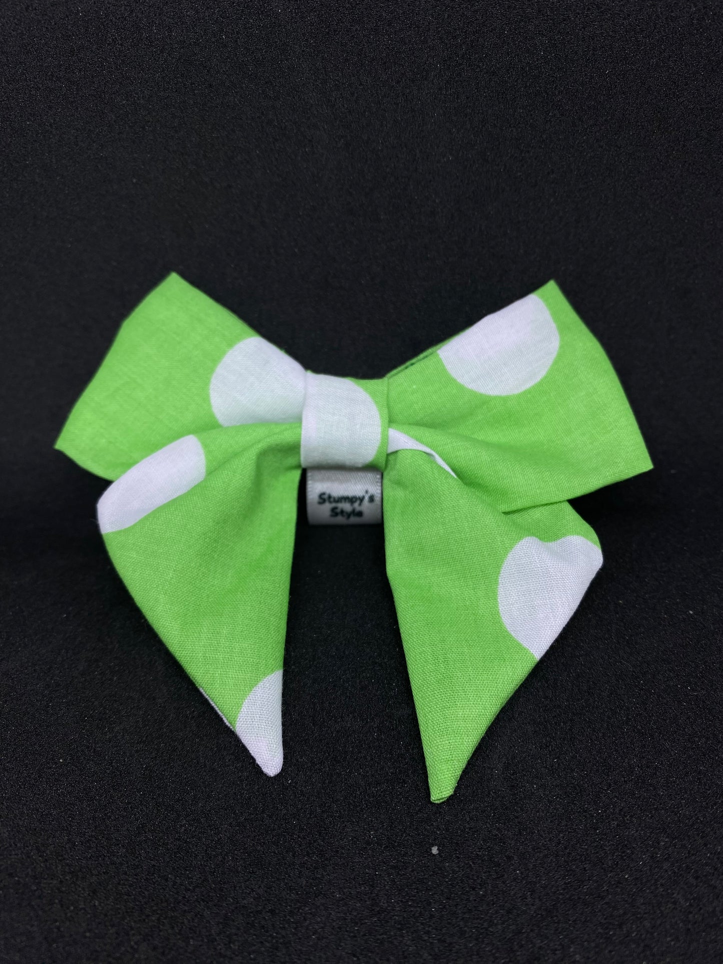 Green Spots Bow