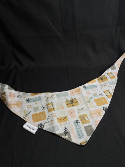 Presents Bandana