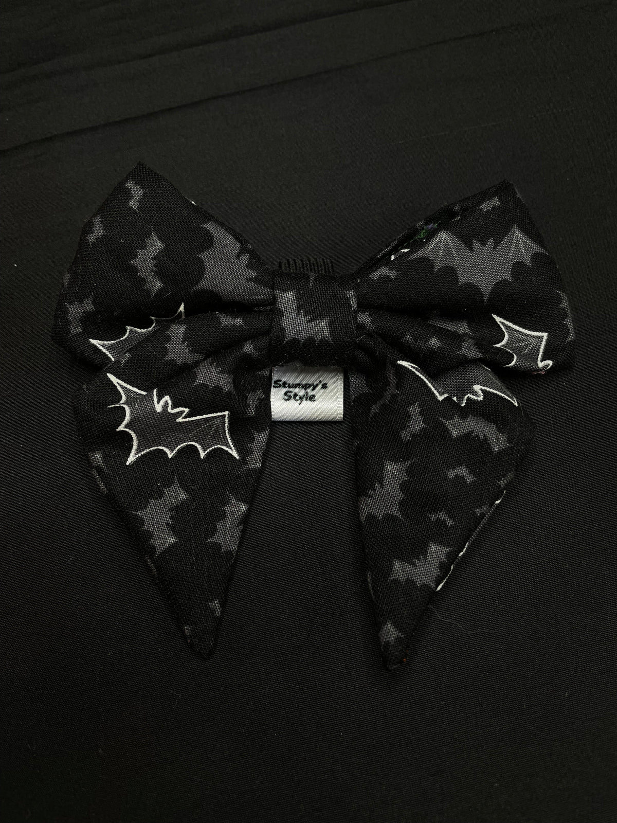 Black Bats Bow