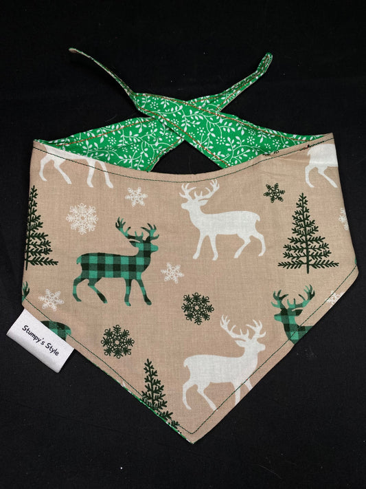 Green Christmas Deer - S