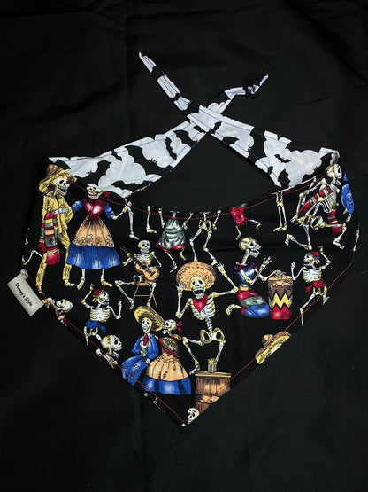 Skeleton Bats - L