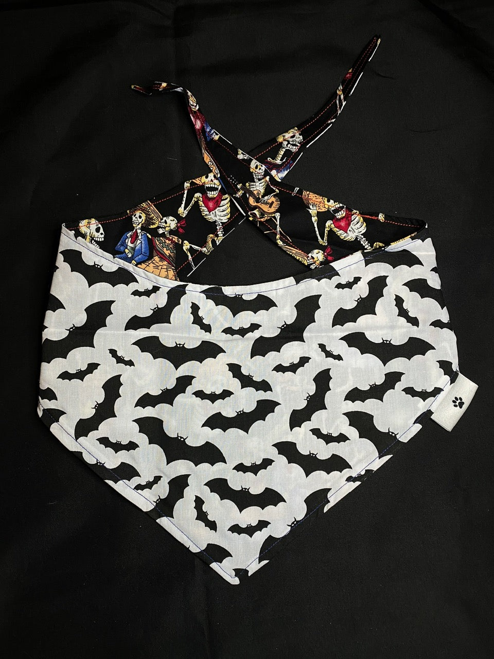 Skeleton Bats - L