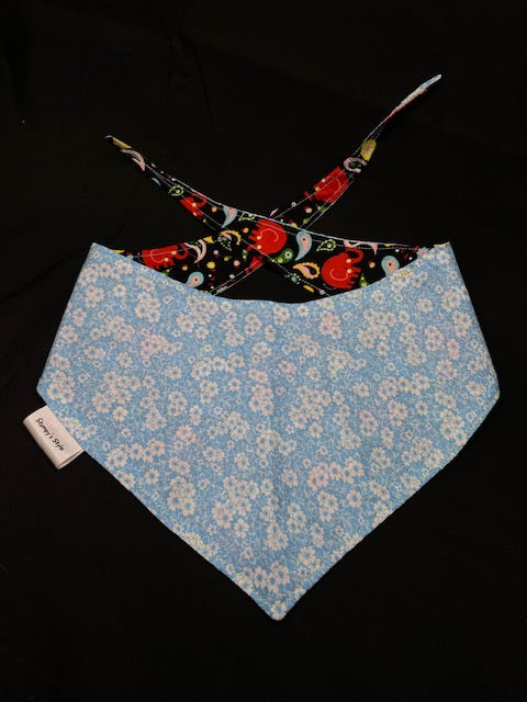 Blue Flowers - L