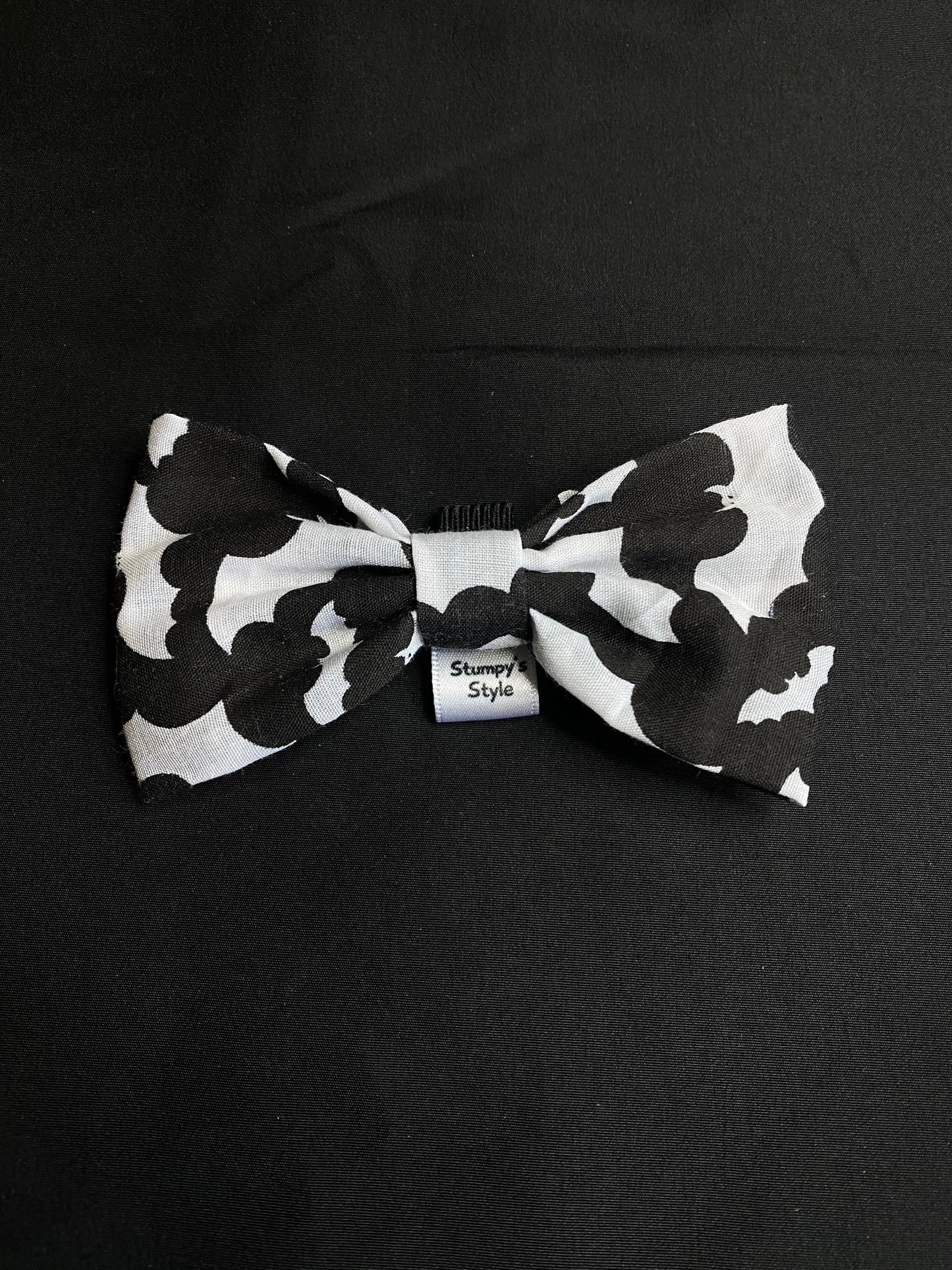 White Bats Bow