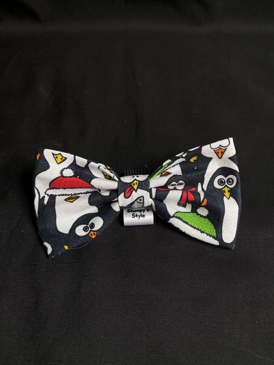 Penguin Huddle Bow